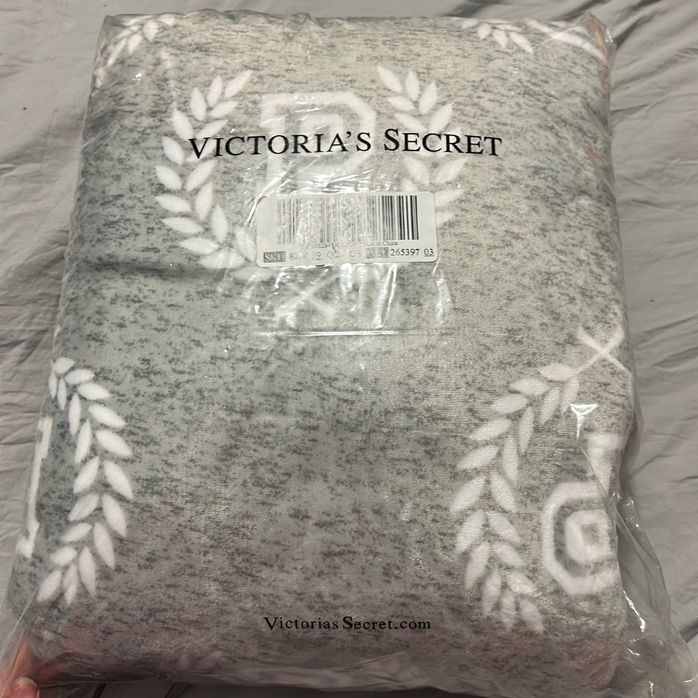 PINK SHEEPRA BLANKET